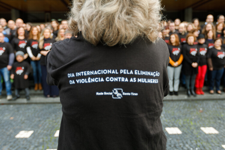 peca-de-teatro-alerta-contra-violencia-no-namoro