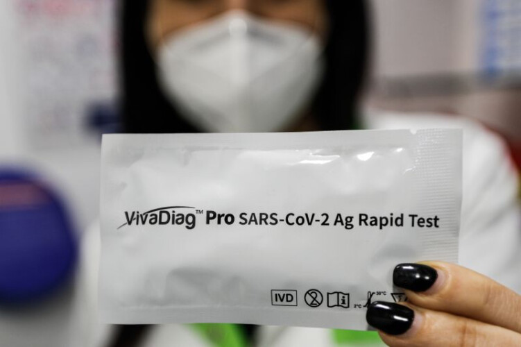mais-de-4300-utentes-ja-reportaram-resultados-de-autotestes