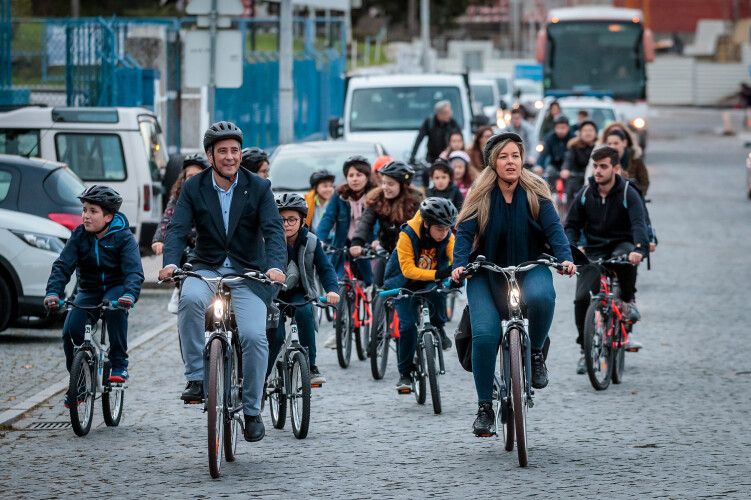 alunos-do-concelho-vao-de-bicicleta-para-a-escola