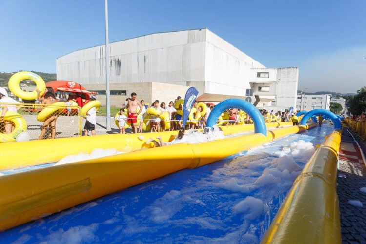 water-slide-summer-regressa-a-santo-tirso