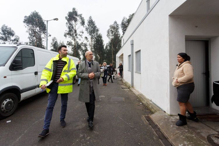 obras-dao-nova-vida-ao-complexo-habitacional-de-argemil