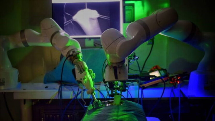 robo-fez-primeira-cirurgia-laparoscopica-sem-mao-humana