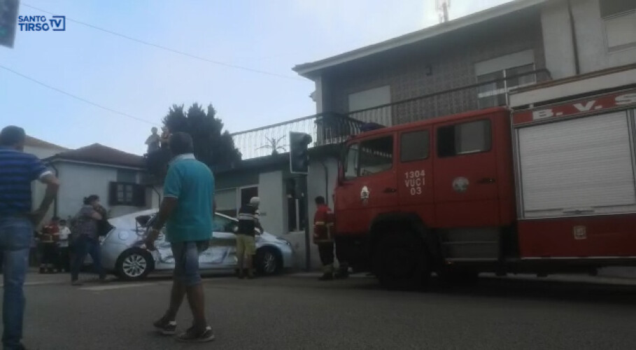 acidente-com-viatura-dos-bombeiros-de-santo-tirso