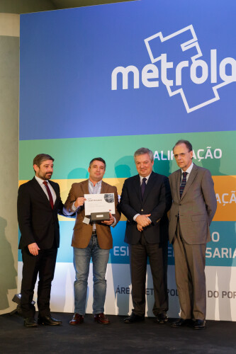 distincao-aos-empresarios-tirsenses-pela-area-metropolitana-do-porto