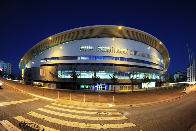 e-a-final-da-supertaca-europeia-vai-ser-no-estadio-do-dragao