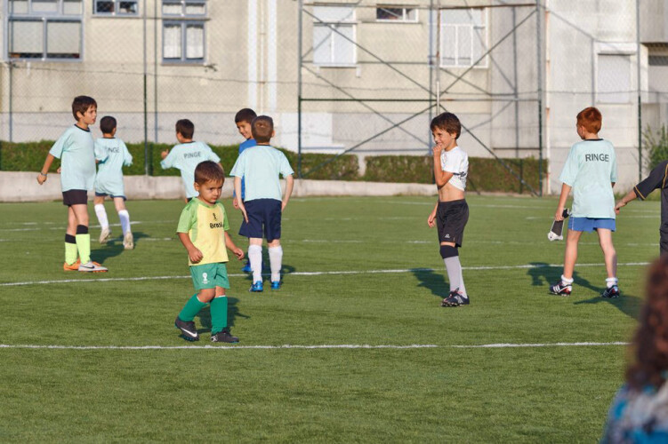 120-jogos-de-futebol-num-so-dia-e-possivel-em-santo-tirso