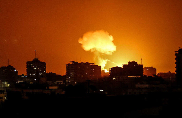 israel-bombardeia-gaza-apos-lancamento-de-rockets