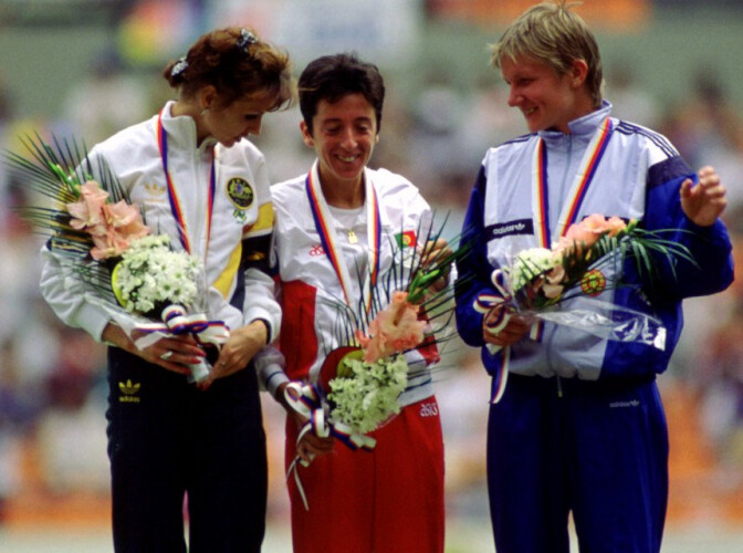 rosa-mota-vence-mini-maratona-de-macau-30-anos-apos-o-ouro-em-seul