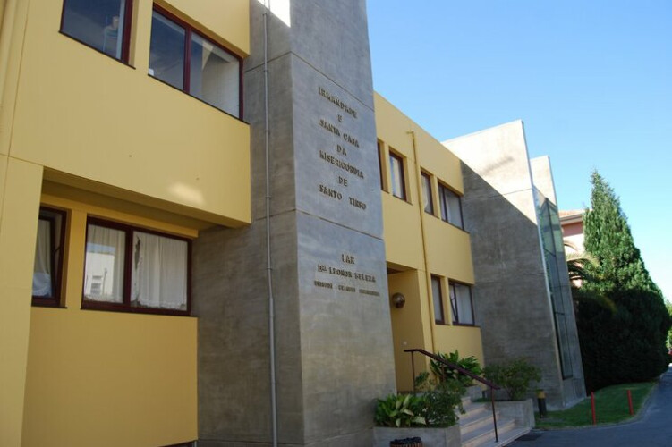 funcionaria-de-lar-em-santo-tirso-testou-positivo-ao-covid-19