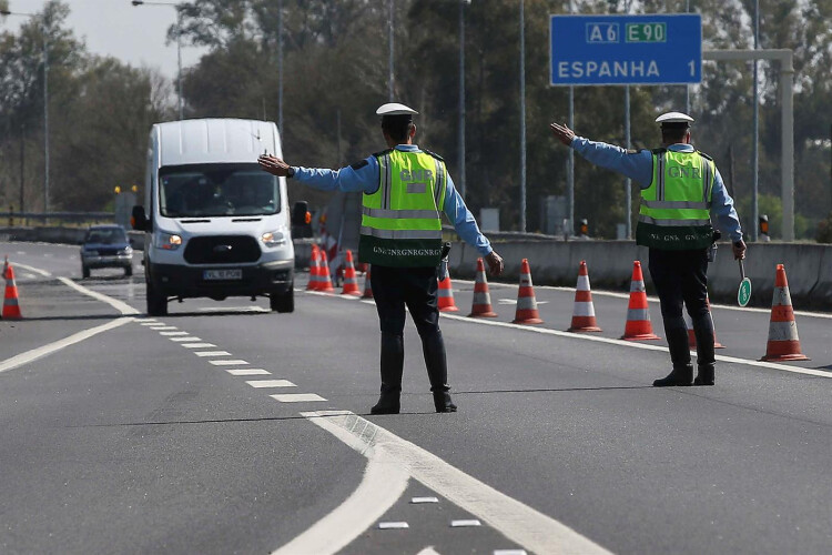 fronteiras-entre-portugal-e-espanha-continuam-fechadas-ate-15-de-abril