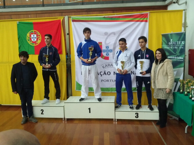 francisco-silva-vence-no-torneio-de-internacional-de-vila-das-aves