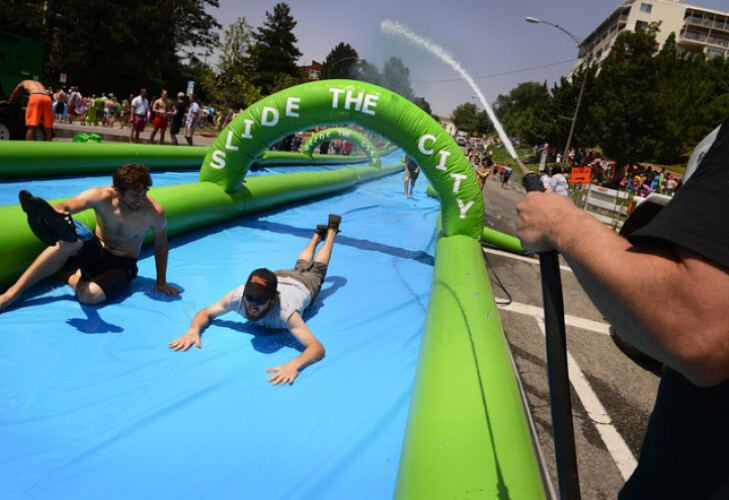 waterslide-summer-escorrega-aquatico-vai-estar-em-santo-tirso