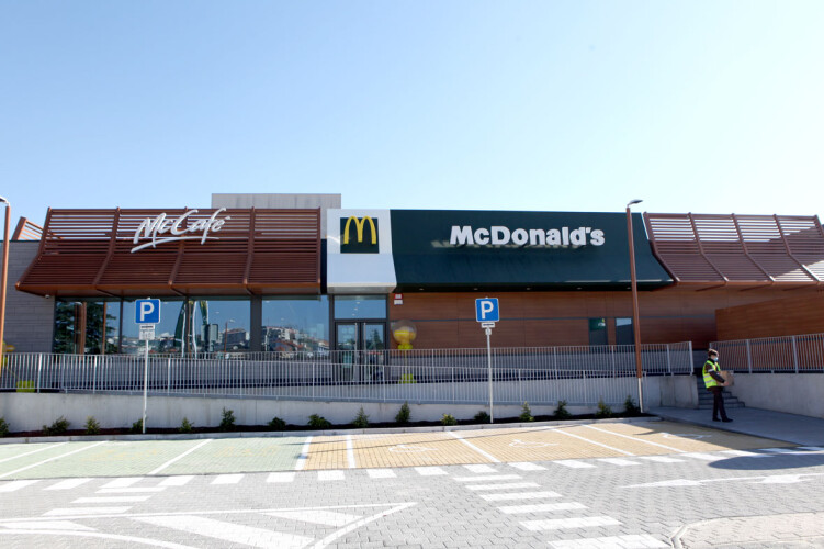 mcdonalds-de-santo-tirso-esta-a-recrutar