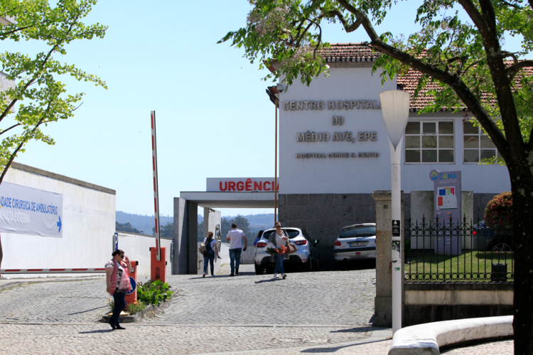 hospital-de-santo-tirso-tem-30-doentes-internados-com-covid-19