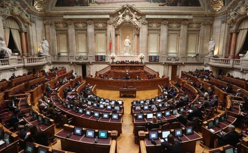 parlamento-aprova-prolongamento-do-estado-de-emergencia