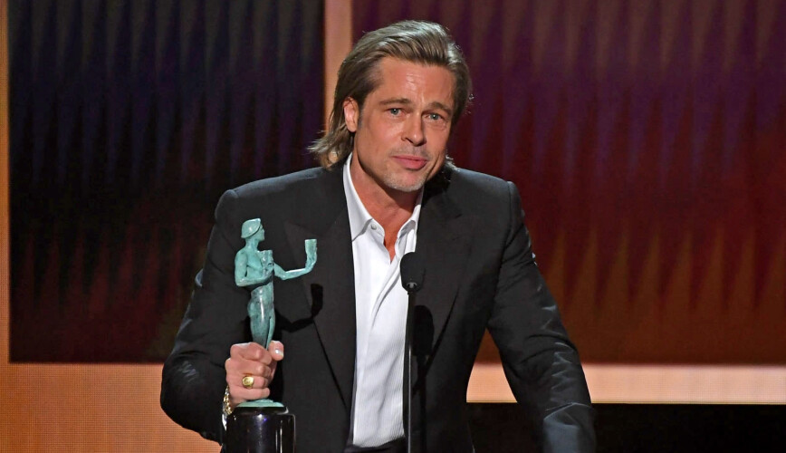 mulheres-solteiras-segurem-se-brad-pitt-diz-ter-conta-no-tinder