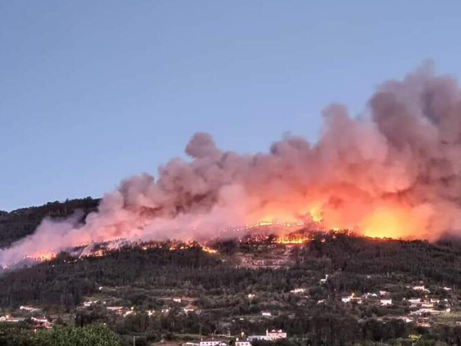 quatro-meios-aereos-mobilizados-para-fogo-em-ponte-de-lima