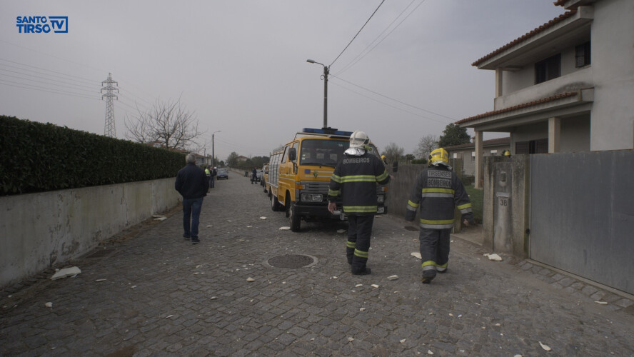 explosao-de-gas-atinge-habitacoes-em-santo-tirso