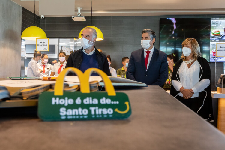 mcdonalds-de-santo-tirso-permitiu-a-criacao-de-50-postos-de-trabalho