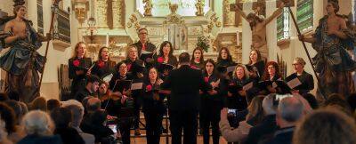 sacre-choeur-vozes-da-misericordia-apresenta-se-com-casa-cheia