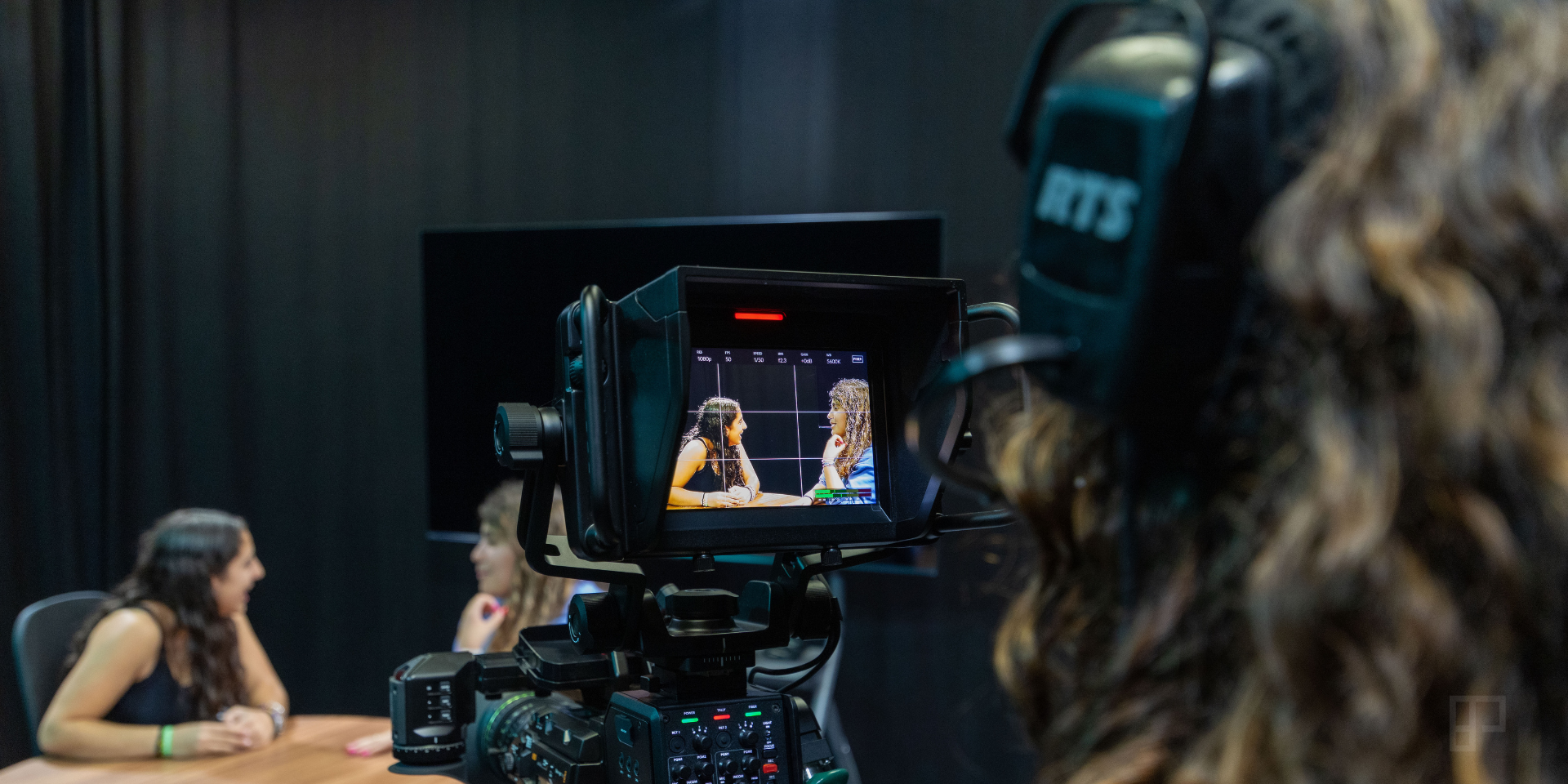 Jo&atilde;o de Deus HighSchool Video Studio in Faro Portugal