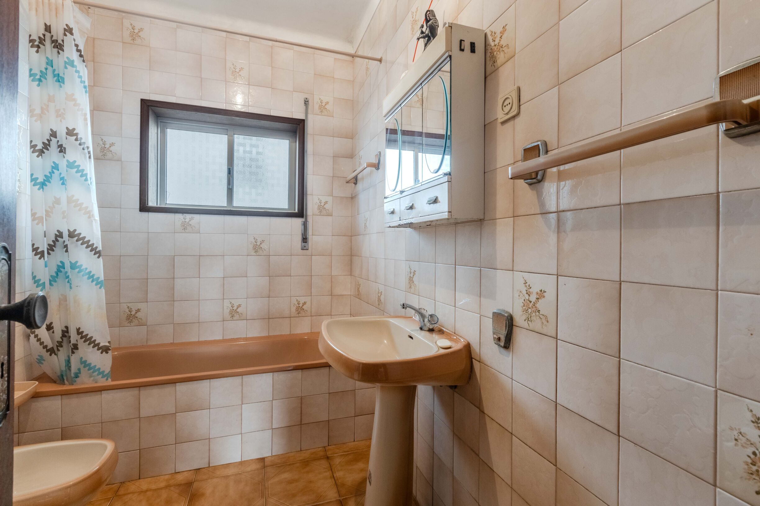 MORADIA BIFAMILIAR LEMENHE-11