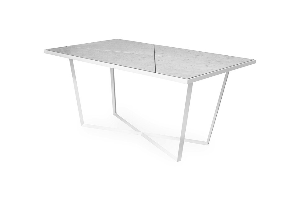 NERO DINING TABLE 2