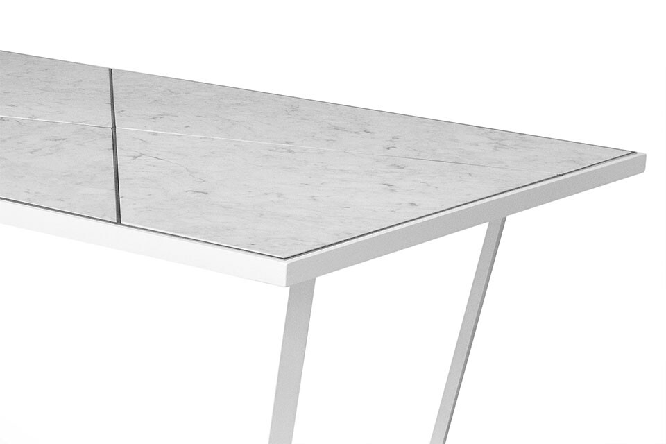 NERO DINING TABLE 5