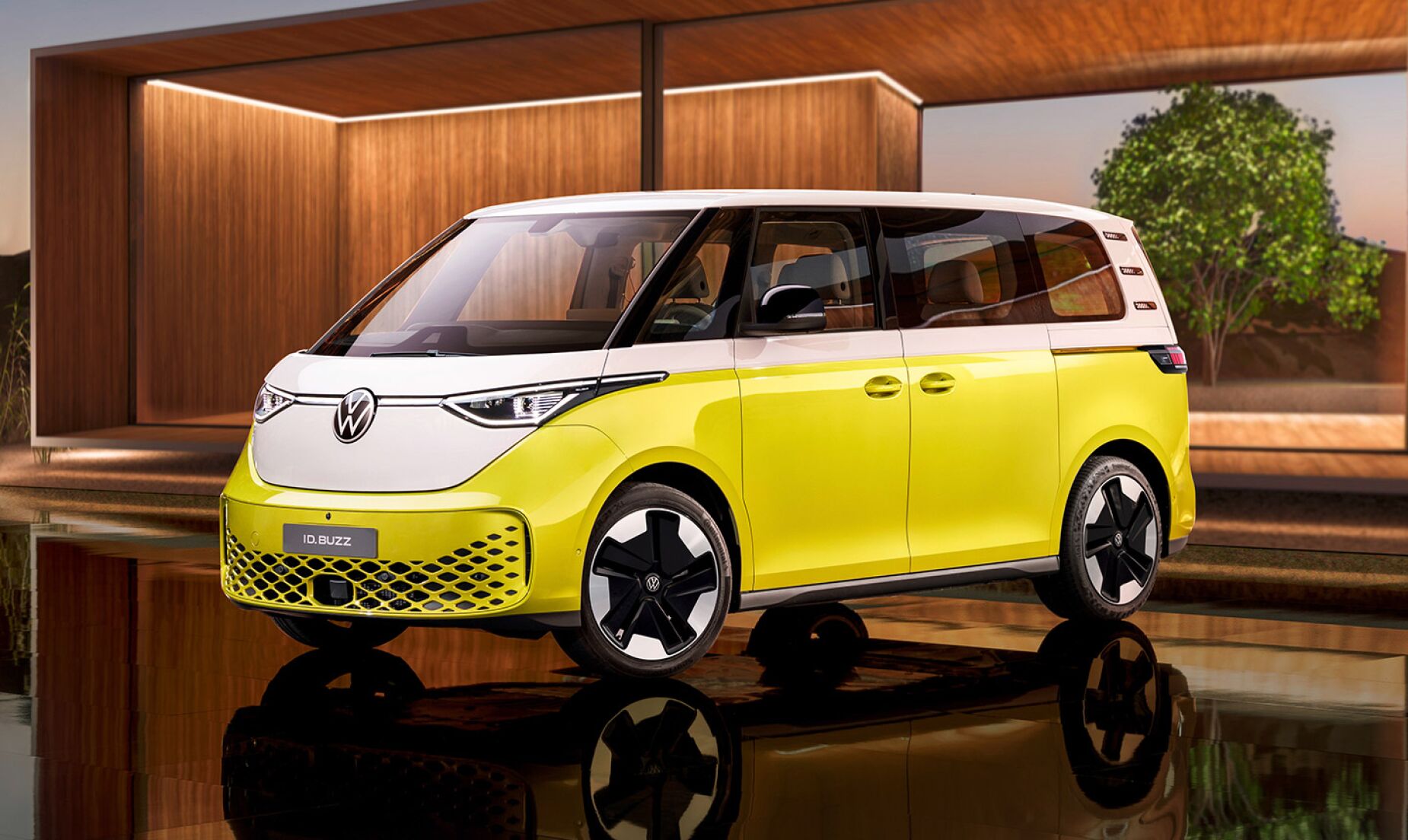 ID Buzz: Volkswagen transforma a clássica pão de forma num elétrico