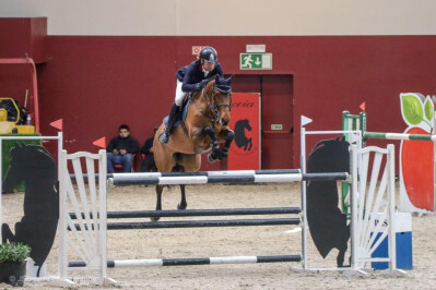 Matos Almeida volta a vencer no CEIA