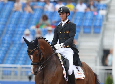 Juan Matute Guimón acorda do coma