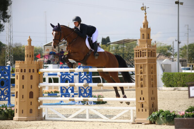 Luxemburguesa brilha em Sevilha