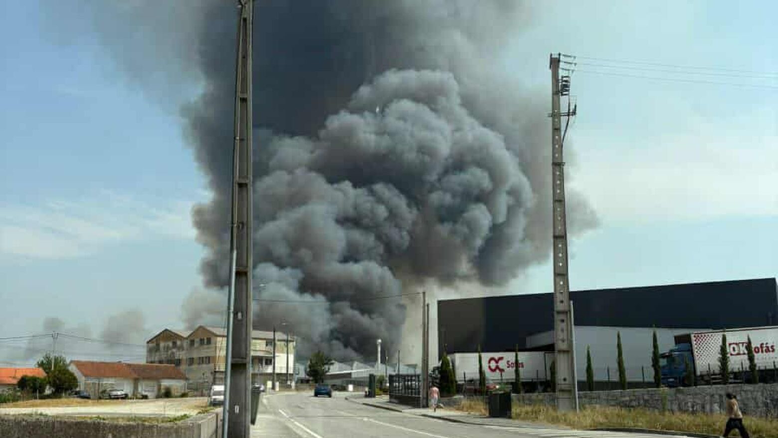 Incêndio afeta Figueiras e Covas (Lousada) e Freamunde (Paços de Ferreira)