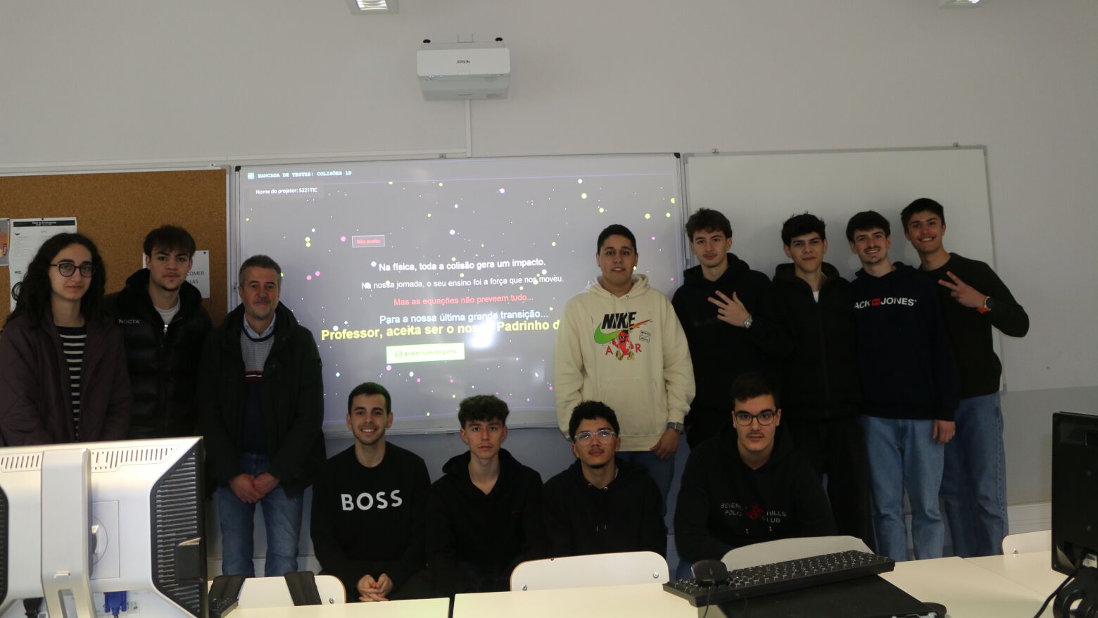 Alunos de Marco de Canaveses cruzam Inform&aacute;tica e F&iacute;sica para criar simuladores interativos