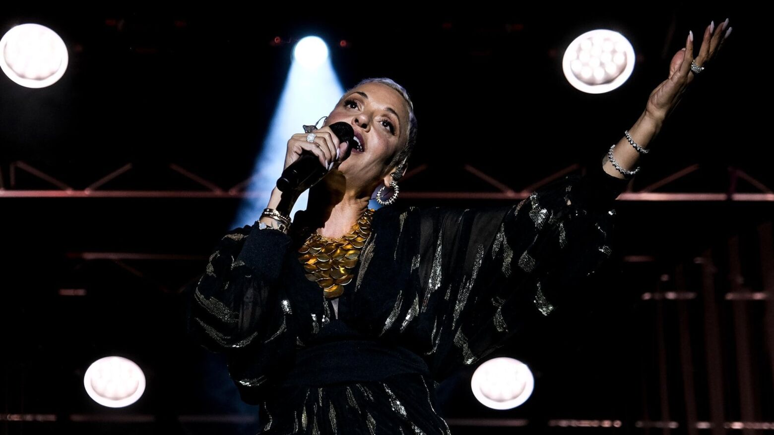 Mariza marcou a despedida das Festas do Marco: "O Marco tem uma energia muito especial"