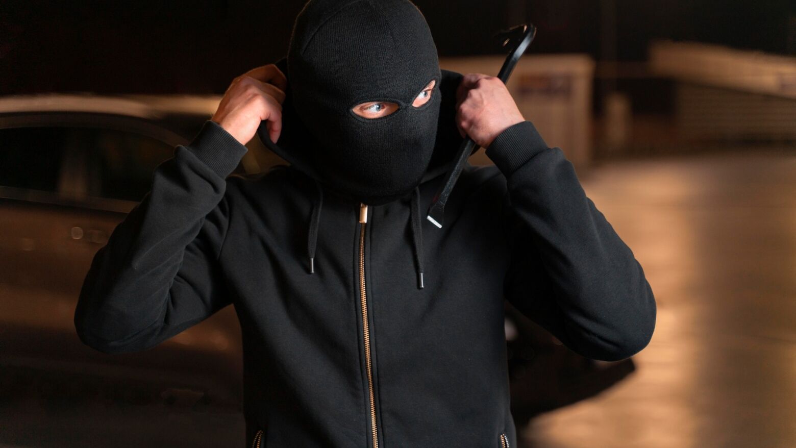 Assaltante natural de Felgueiras fica ferido ap&oacute;s ser surpreendido por propriet&aacute;rio de casa em Fafe