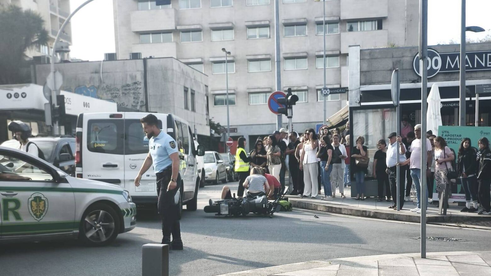Marco de Canaveses: Jovem motociclista fica ferido após colisão com carro