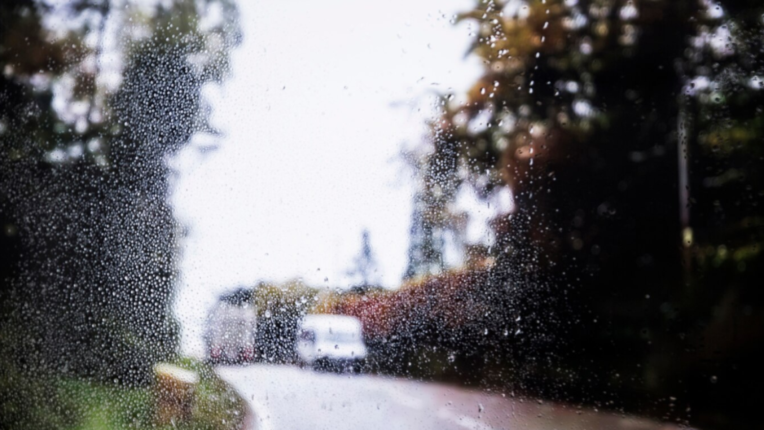Terça-feira com chuva, trovoadas e granizo em várias regiões do país