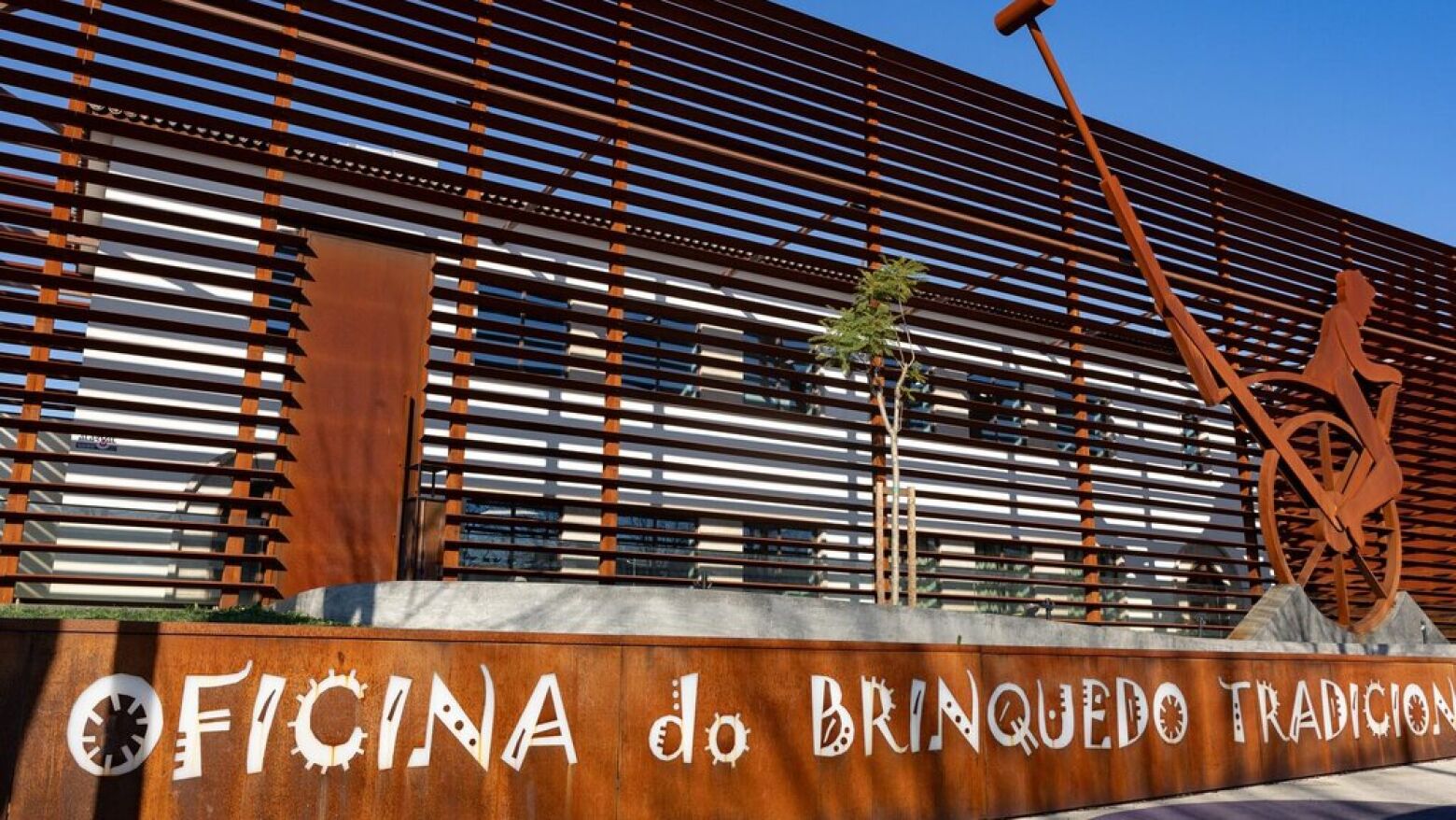 Teatro para bebés “O Reino Encantado dos Brinquedos” em Valongo