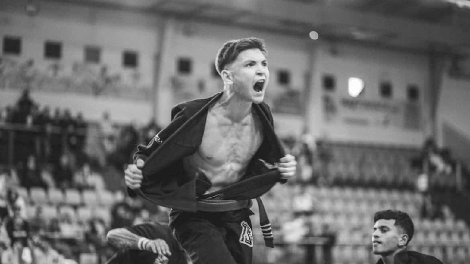 O tatame, o suor e a falta de apoios: A luta de Adriano Ribeiro, o penafidelense bicampe&atilde;o nacional de Jiu-Jitsu