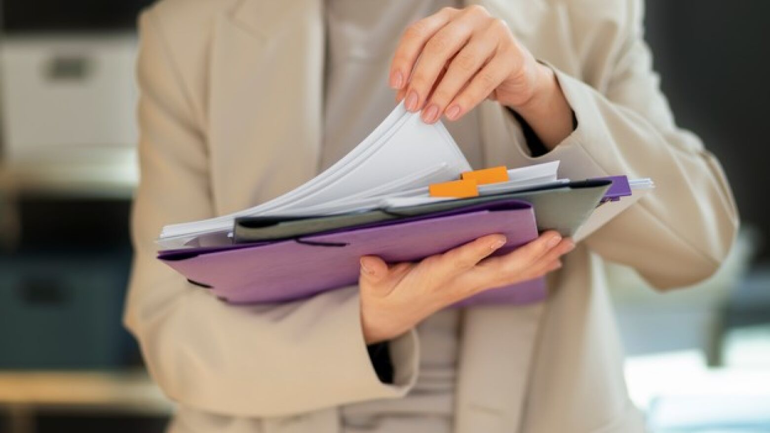 Governo quer reduzir burocracia nas escolas já em setembro e pede sugestões a professores