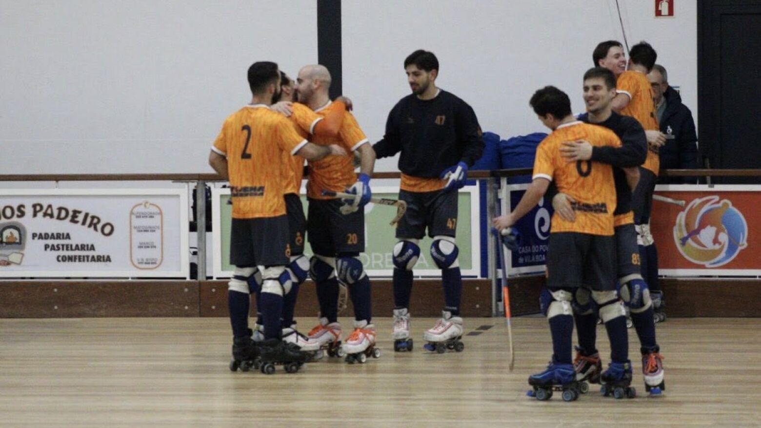 ACDCP Vila Boa do Bispo goleia em Pessegueiro do Vouga e mant&eacute;m lideran&ccedil;a