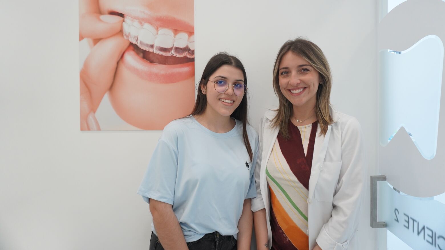 Um sorriso sem dor, a mudança de Isabel com os alinhadores da Prime Smile: "Sinto-me muito mais autoconfiante"