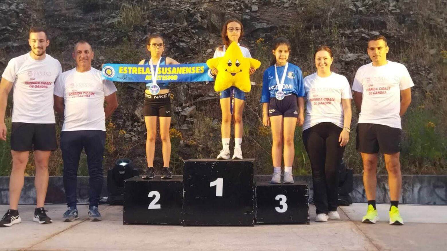 Atletas do Clube Atletismo Estrelas do Marco em destaque no fim de semana desportivo