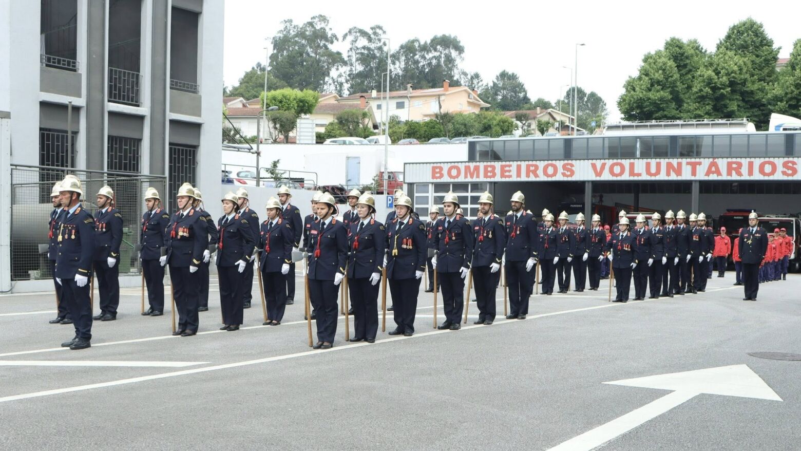 Bombeiros Voluntários de Paredes assinalaram 141.º aniversário
