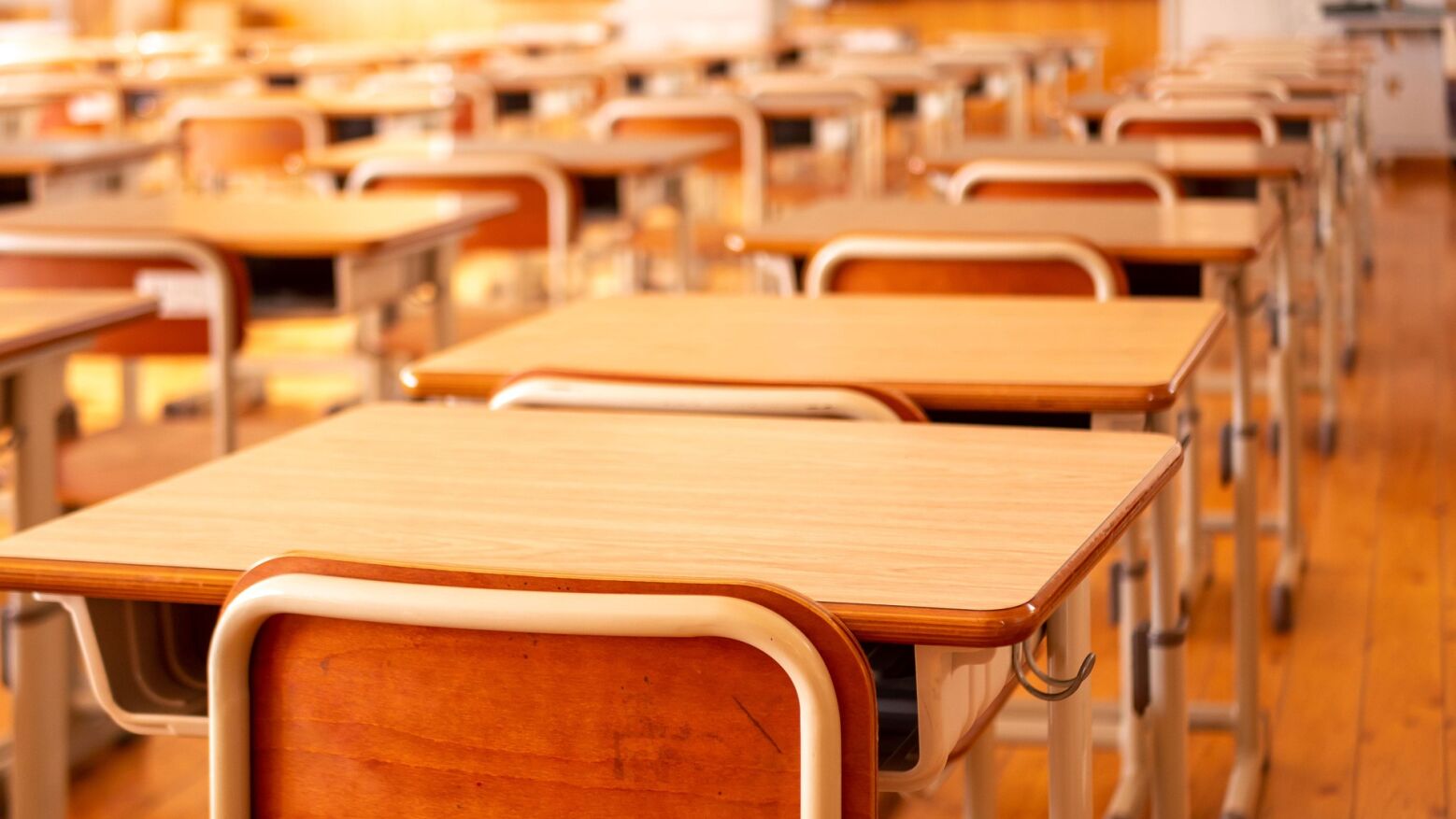 Mais de 160 mil alunos iniciam hoje os exames nacionais do ensino secundário