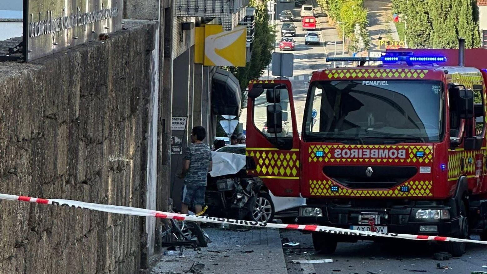 Despiste de autocarro em Penafiel provocou cinco feridos
