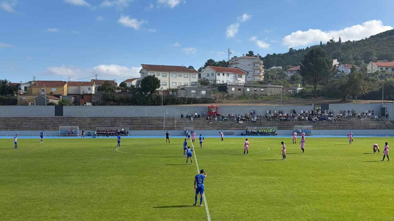 D&eacute;rbi regional entre CD Cinf&atilde;es e FC Alpendorada fecha com nulo