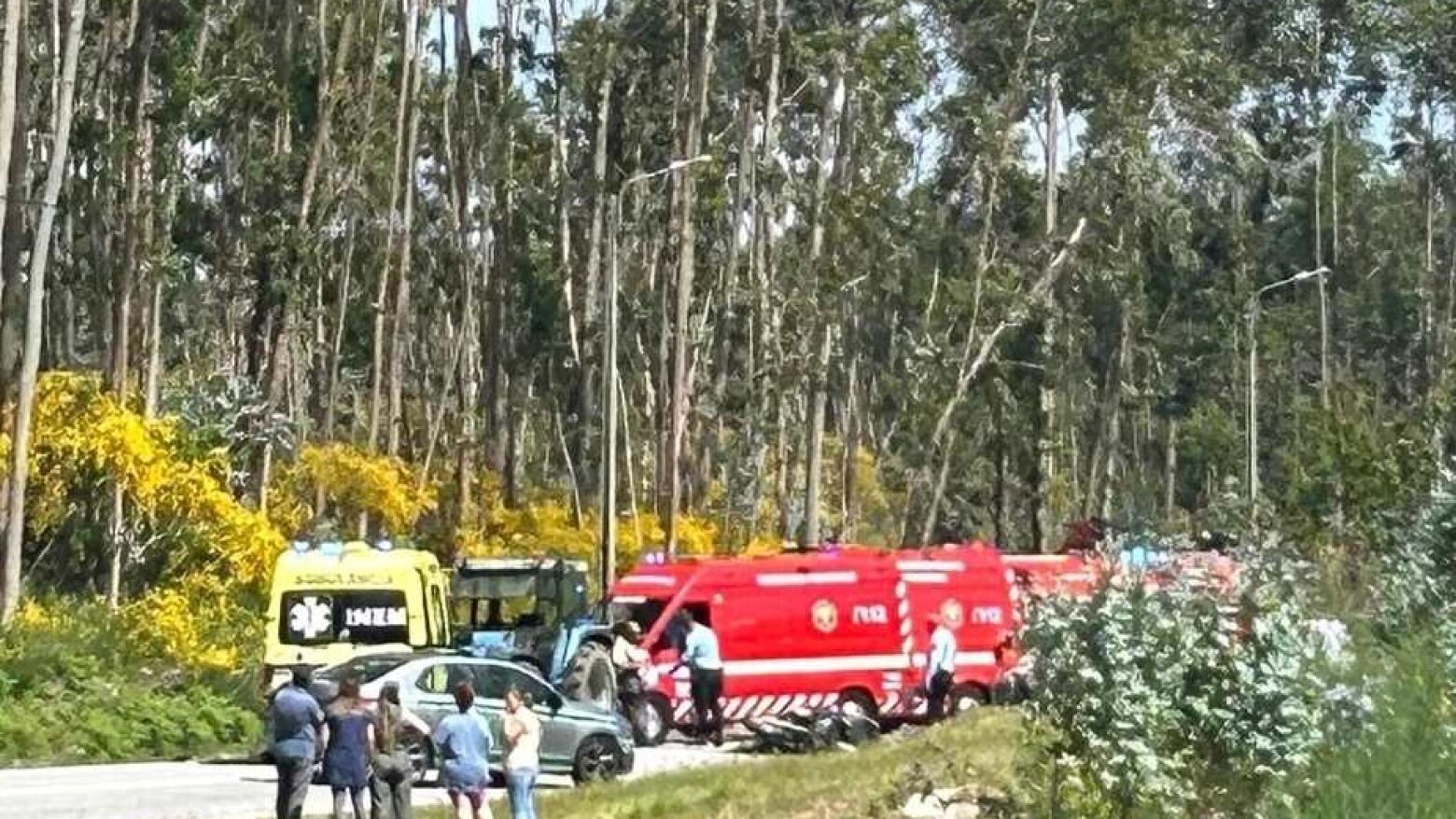 Paços de Ferreira: Dois feridos graves em colisão rodoviária em Eiriz