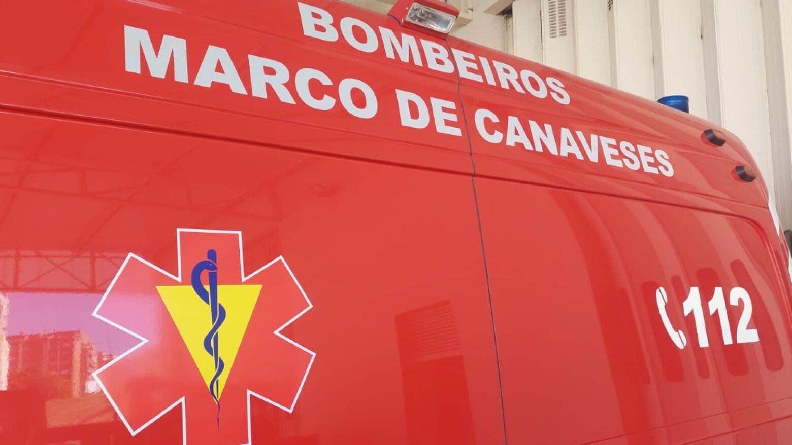 Marco de Canaveses: Três pessoas feridas na colisão de dois carros